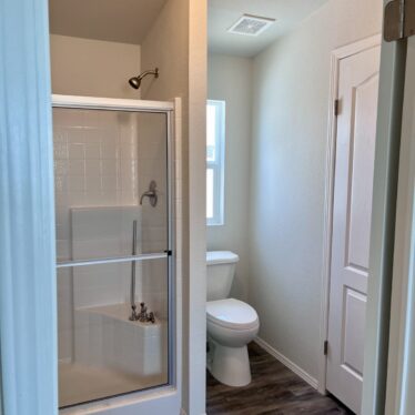 SPV B4 main bath