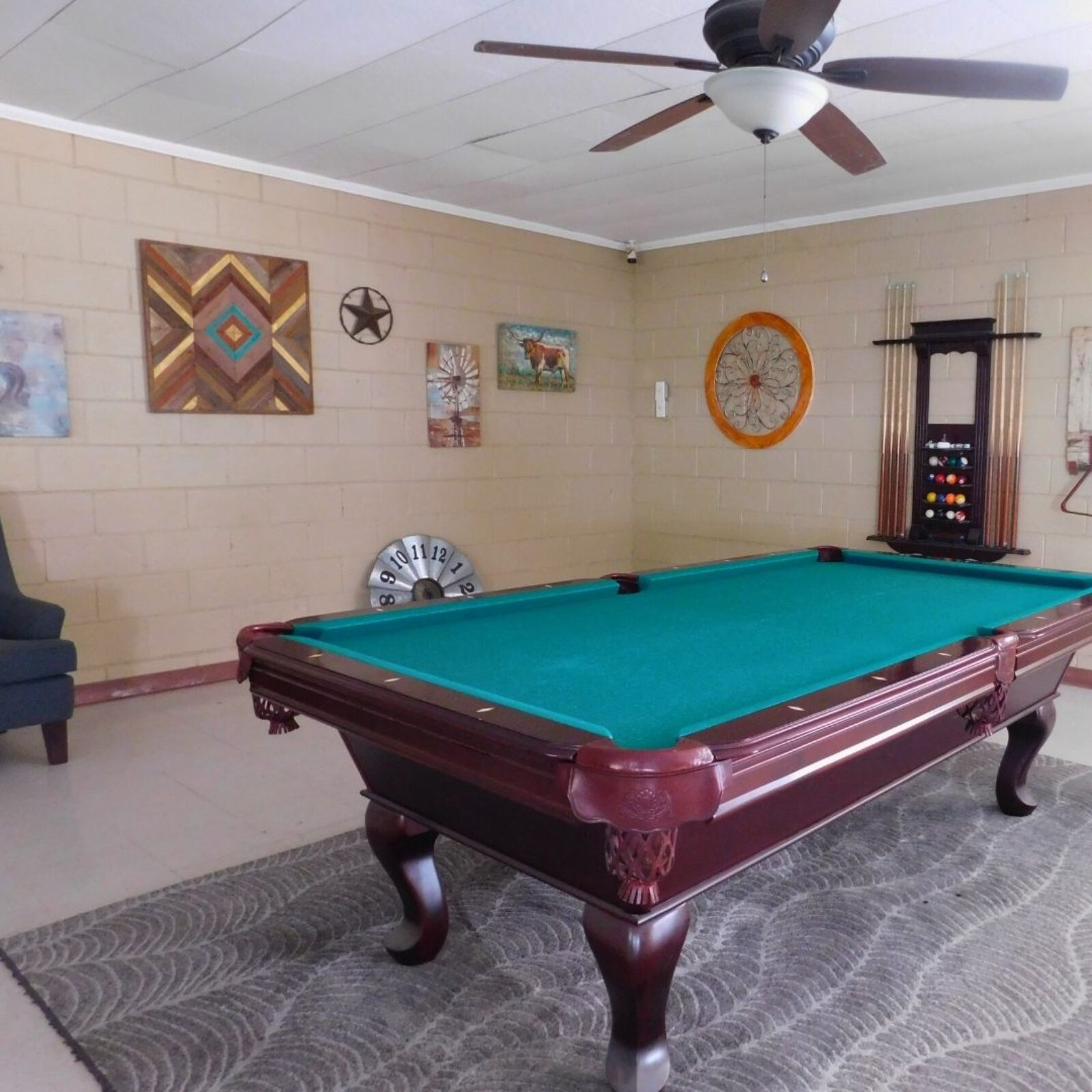 Santiago Palm Vista Pool Tables