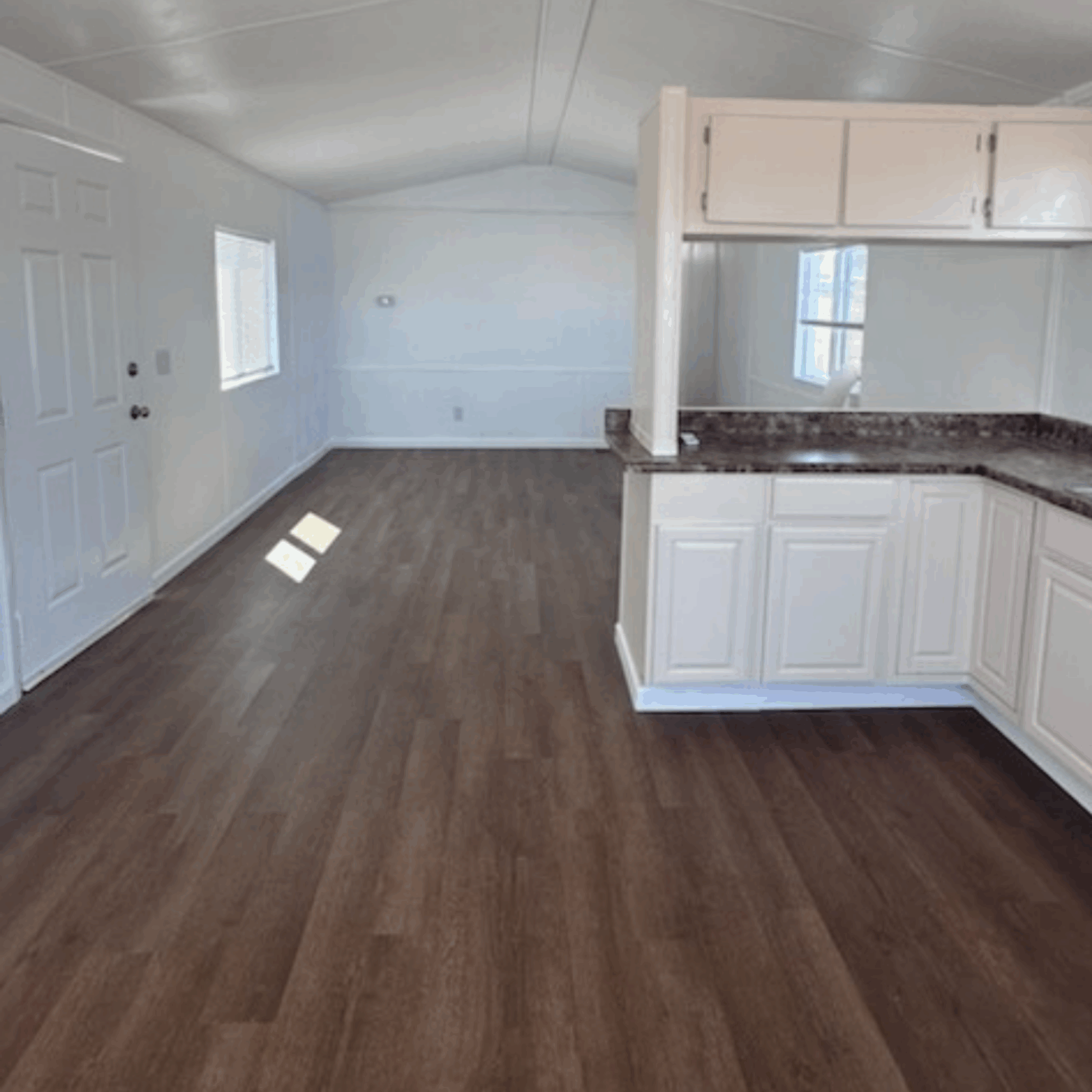 Coronado Home 41 Living Room (2)