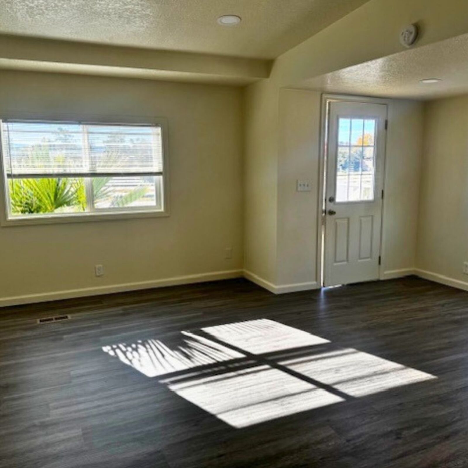 Ridgecrest Home 9 Entry