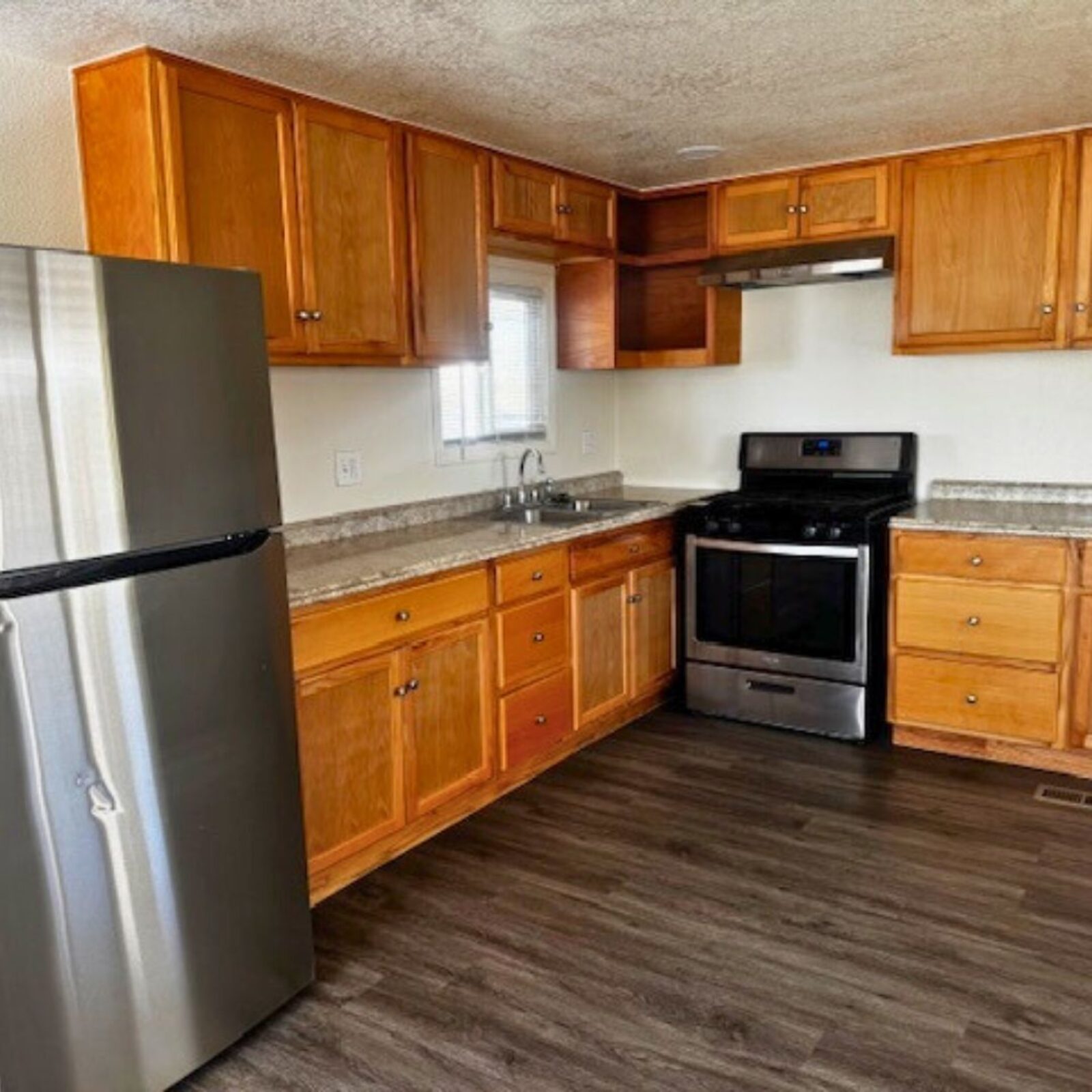 Ridgecrest Home 9 Kitchen