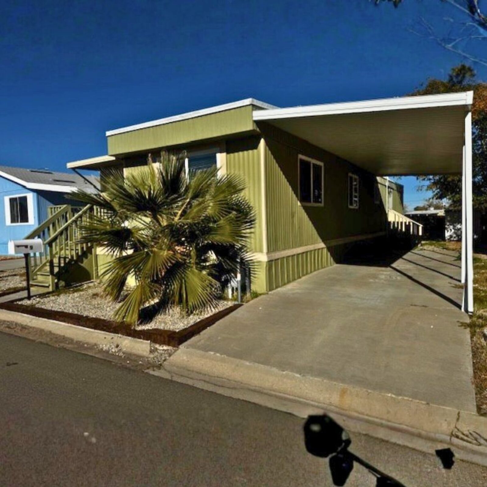 Ridgecrest Home 9 Outside (2)