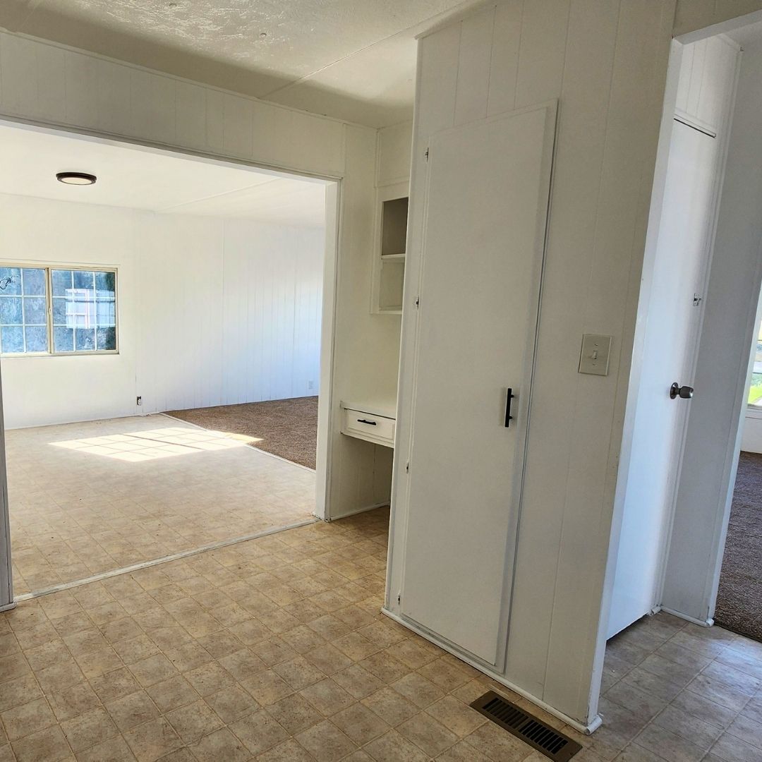 SEM 13 (4) SEM 13 (4)