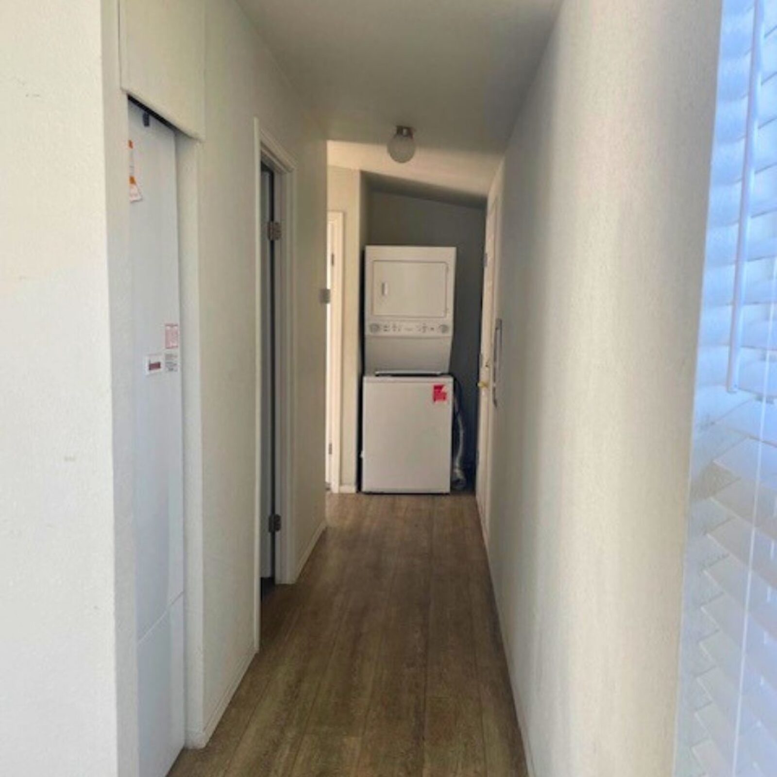 Ninth Street Home 77 Hallway