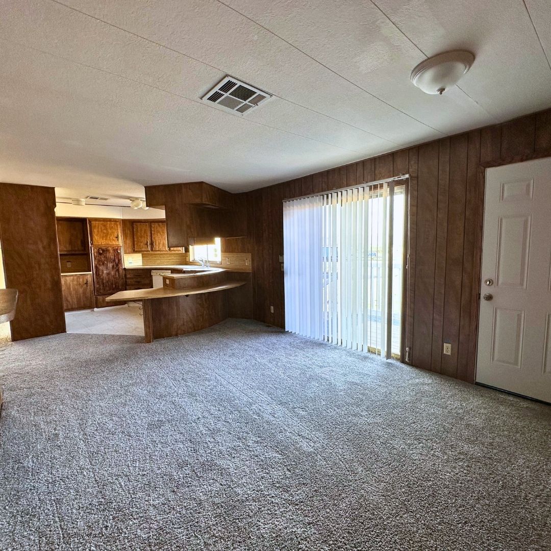 RVV Home 83 Entrance and Living Room RVV Home 83 Entrance and Living Room