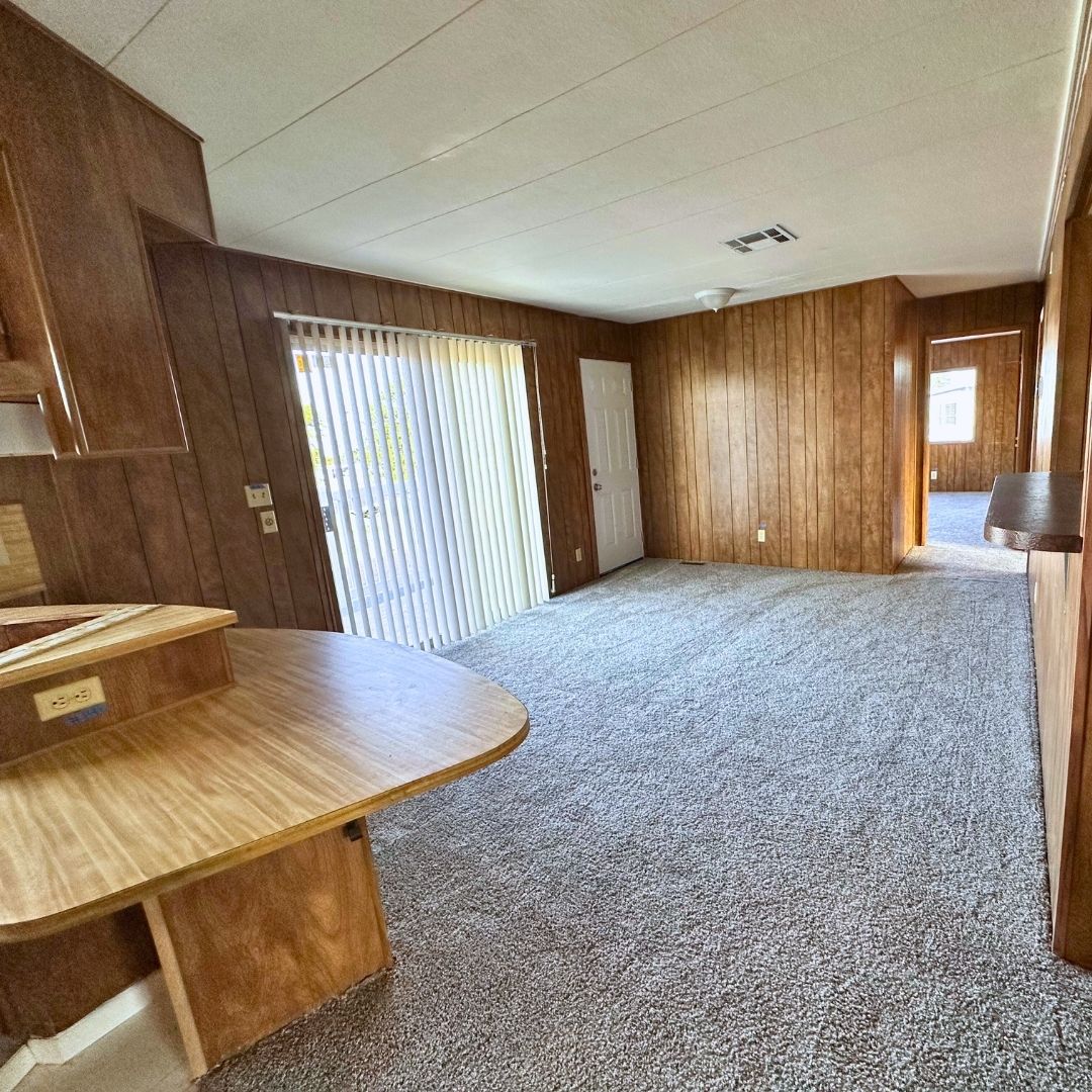 RVV Home 83 Kitchen Other Angle (2) RVV Home 83 Kitchen Other Angle (2)