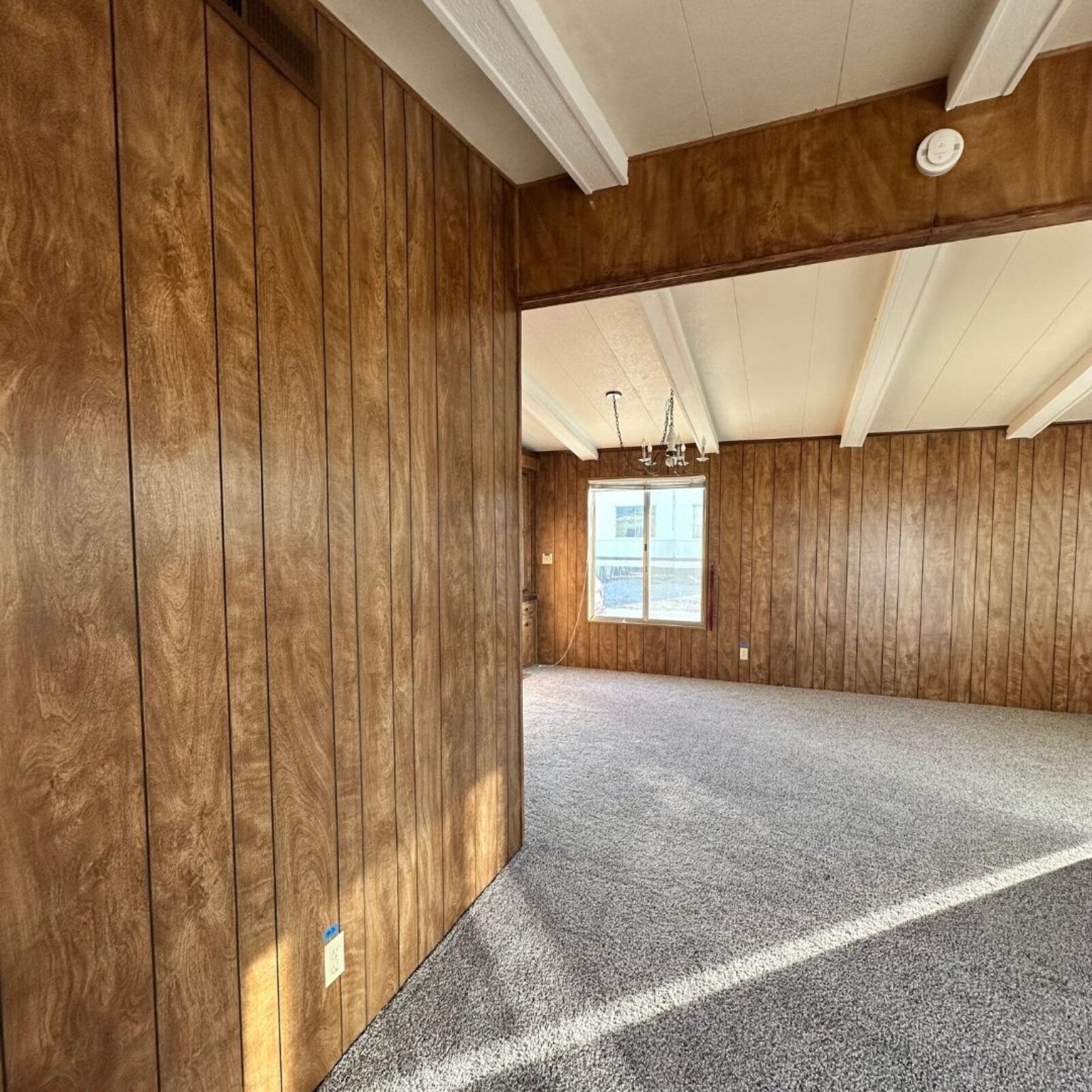 RVV Home 83 Living Area View from Hall