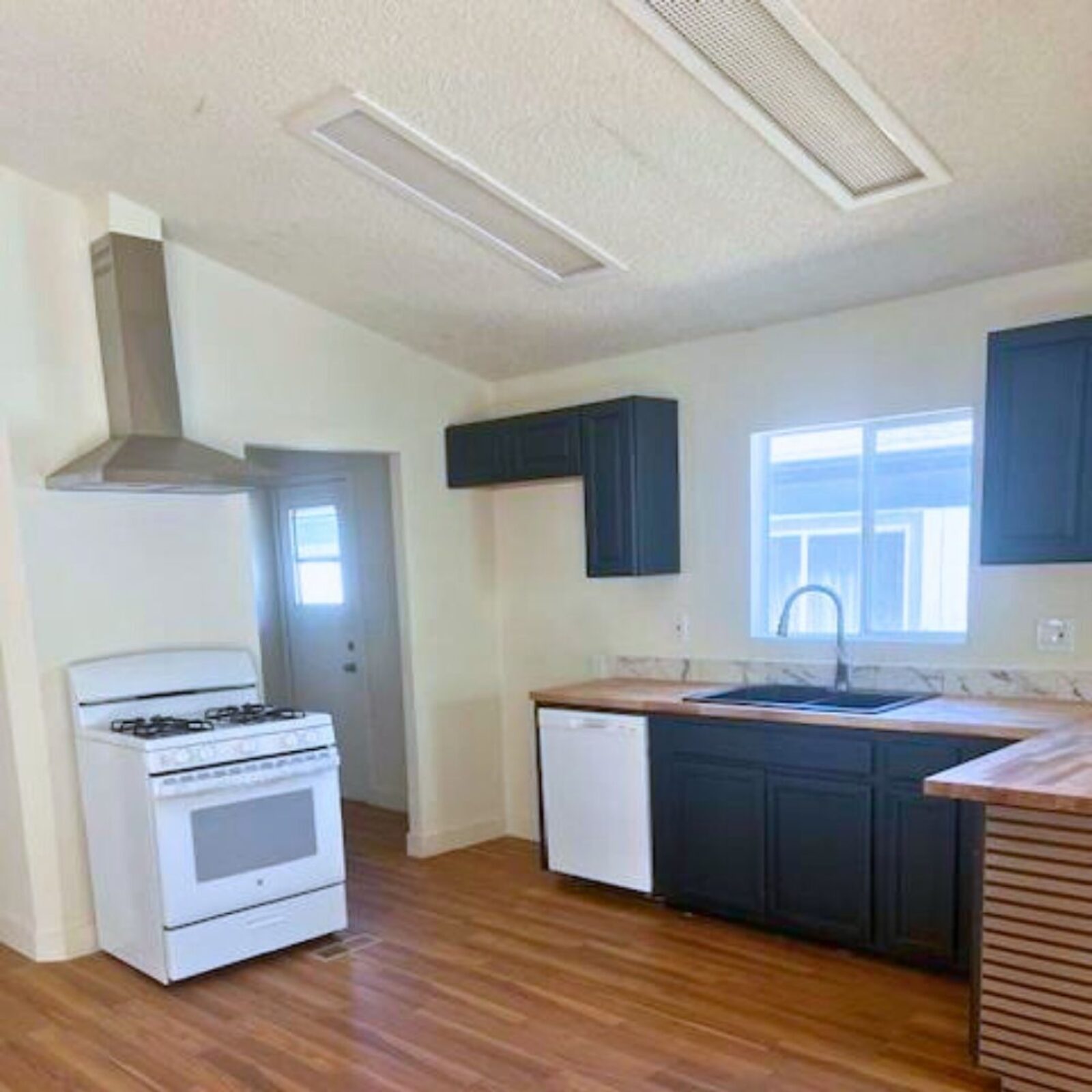 Sun Canyon Home 9 Kitchen area