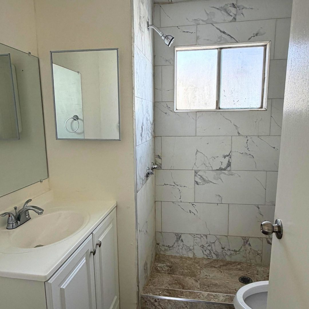 SEM Home 32 Bathroom | Santiago Communities, Inc.