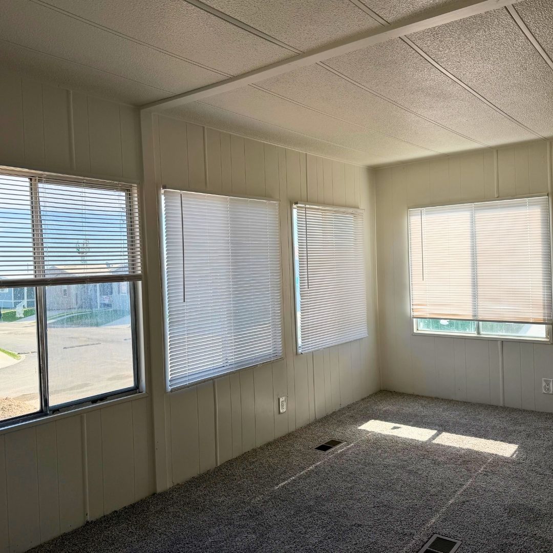 SEM Home 32 Living Room